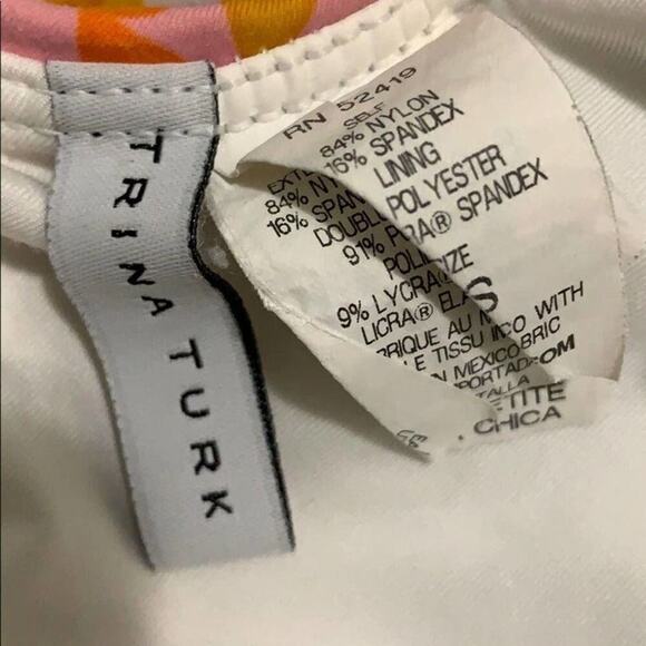 - TRINA‎ TURK SWIMSUIT TOP SIZE XS - Picture 4 of 5